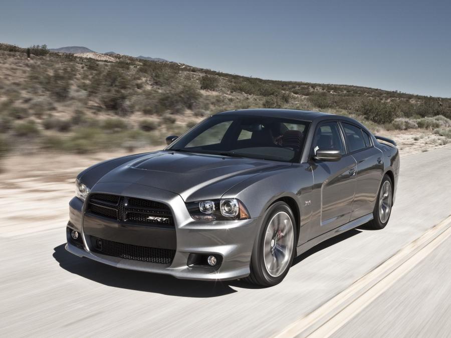  Dodge Charger SRT8 2011 года  (фото 14 из 22)